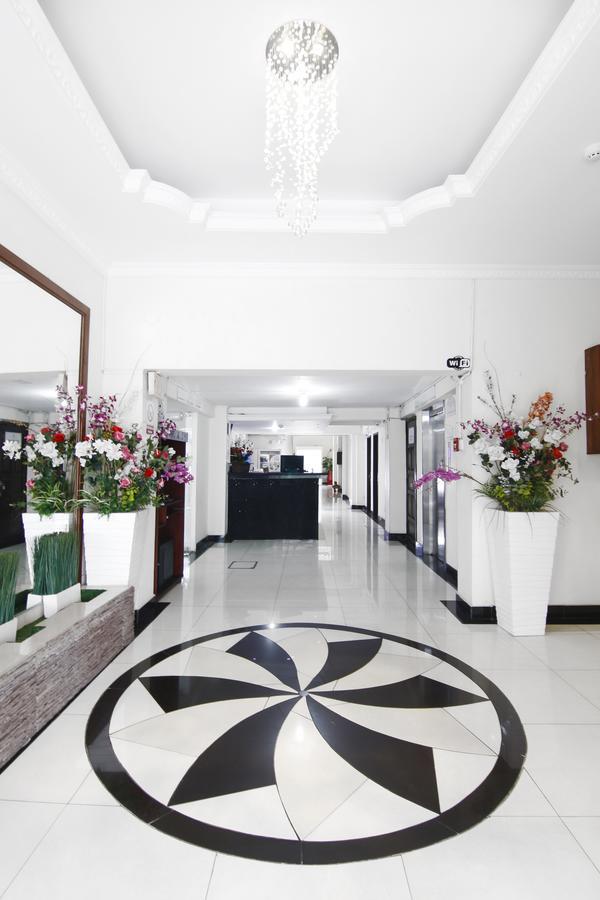 Hotel Flor De Liz Гуаякиль Экстерьер фото