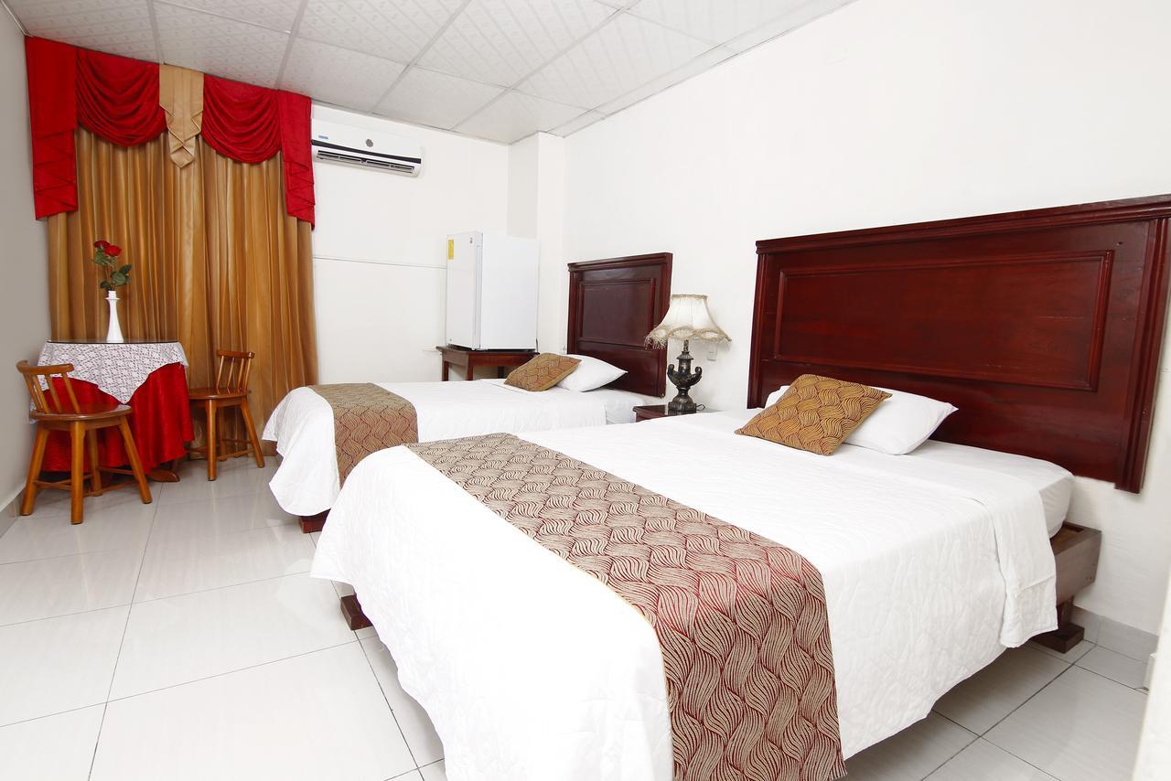 Hotel Flor De Liz Гуаякиль Экстерьер фото